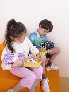 2025[ สวัสดิการ ]KK กระเป๋าดินสอสำหรับเด็กต้นไม้ความจุขนาดใหญ่กล่องเครื่องเขียนสำหรับนักเรียนชั้นประถมศึกษาชั้นเรียบง่ายการ์ตูนน่ารักอินเทรนด์