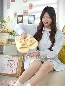 Cute Cat EVA Slippers For Women Summer 2025 New Indoor Thick-Soled Cartoon Outdoor Sandals For Couples