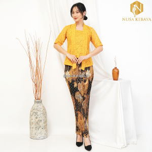 Nusa Kebaya Setelan Kebaya Kutubaru Brokat Dan Rok Plisket Batik Kebaya Kutubaru Brukat Modern