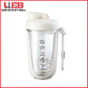 Leak-Proof Sports Shaker Bottle 700ml with Non-Spill Cap for Workout and Outdoor Activities