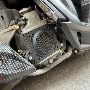 COVER RADIATOR VARIO 125 150 ADV PCX KARBON PNP VARIASI KIPAS TUTUP RADIATOR HONDA VARIO LED NEW SET BAUT BOSHING BOSH PNP TINGGAL PASANG VARIASI RADIATOR VARO ADV PCX CARBON MOSCOW ANTI LUNTUR ANTI LUMER  Cover radiator VARIO PCX ADV Cover TUTUP