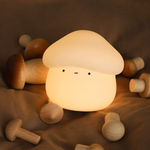 New mushroom silicone night light bedroom bedside cute LED sleep light baby feeding soft light tapping light giving birthday gifts to boyfriend and girlfriend