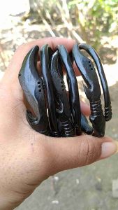 Gelang Akar Bahar Hitam Motif Kujang Berkualitas Pilihan