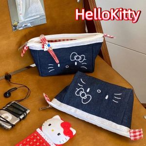 QFV5F การ์ตูน กระเป๋าดินสอผ้าเดนิม กระเป๋าดินสอ ซิป กระเป๋าปากกาแมวคิตตี้ แบบพกพา กล่องเครื่องเขียน กระเป๋าแต่งหน้าปัก นักเรียน