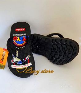 Lucy Sandal Anak Laki-laki Xander Tayo Terbaru