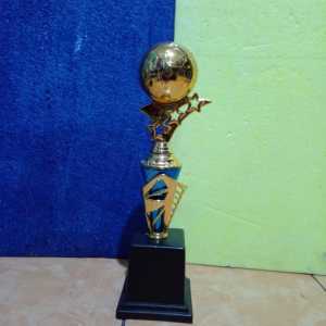 Piala Lomba Juara 1 2 3 4 ( FIGUR BOLA BINTANG BODY BIRU RASER) "costum" FREE STICKER (BOLEH satuan)TERMASUK SETICKER DAN FREE DESIGN