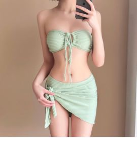 ชุดว่ายน้ําบิกินี่ เซ็กซี่ ทรงสามเหลี่ยม ระดับไฮเอนด์ สีแดงกุหลาบ เหมาะกับวันหยุดริมทะเล 53265