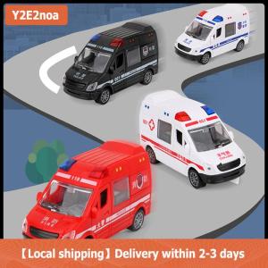 【Local shipping】 Bệnh Viện Cứu Hộ Xe Cứu Thương Cảnh Sát Kim Loại Xe Ô Tô Mô Hình Kéo Trở Lại Âm Thanh Và Ánh Sáng Hợp Kim Diecast Xe Đồ Chơi Cho Trẻ Em Chàng Trai Quà Tặng