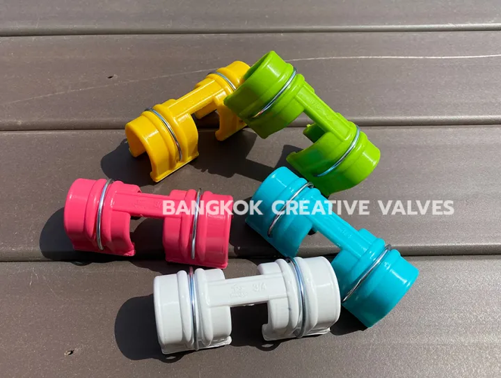 คลิปล็อคท่อ PVC แบบมีสปริง หลากสี เกรด A สำหรับโรงเรือน