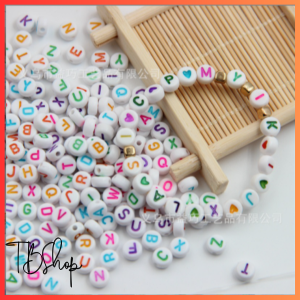 110pcs Manik Mote Huruf Bulat Pipih Putih Bahan Kerajinan Gelang Dan Kalung
