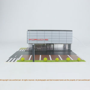 G-Fans 1:64 Porsche Center Building Diorama Model With Lights (710031) PVC Material For Collections Displays Kids Toys CarLoverDieCast