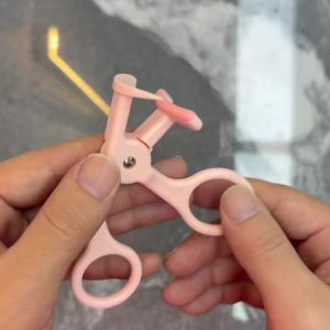 VOSE 3D Eyelash Wide Angle Curler Borderless Design Fits All Eye Shape Long-Lasting Curl