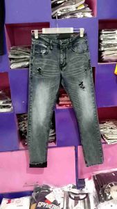 Celana Jeans VLC Pria: Desain Modern & Berkualitas Tinggi