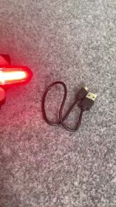 Đèn Hậu Đèn Led AQY - 096# Nháy 3 Màu Gắn Cốt Yên Sau Xe Đạp