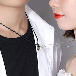 2Pcs Magnetic Heart Couple Necklace for Women Men Valentines Day Gift Best Friend Necklace Lovers Wedding Party Jewelry Gift