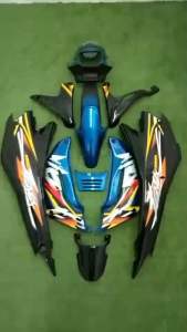 ชุดสี TANA ตัวใหม่สีเขียวหัวเป็ดตัดดำ - ชุดใหญ่ 10 ชิ้น - สีรถยนต์พ่นอย่างดี - พร้อมสติ๊กเกอร์