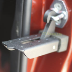 Bậc trèo lên nóc xe bán tải (chịu tải 180kg)