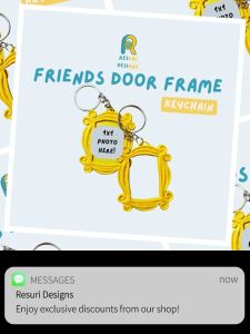 Resuri Designs Friends Doorframe Peephole Keychain Key Holder