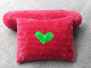 Sarung bantal bulu/sarung bantal resleting/sarung bantal bulu premium paket hemat (1sarban+1sargul)