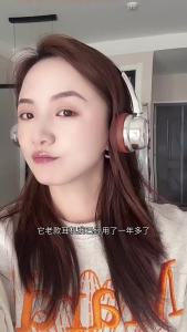 New retro fashion metal headphones 5.4 Over-ear headphones with ultra-long battery life