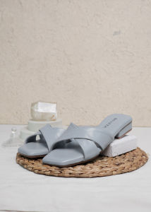 Sendal Flat Wanita Sendal Selop Model Silang Casual Sandal Santai Hak Tahu Empuk - BELLEZA CILLA