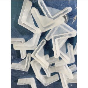Chân Nhựa Chống Trầy - Lắp kệ V đa năng  Kệ V lỗ Sắt V lỗ 3x3 3x5 4x4 4x6 - Combo 1 bộ 4 cái Giao hàng hỏa tốc tại TPHCM