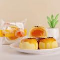 (ยกลัง มีประมาณ45-46ชิ้น)ขนมเปี๊ยะลาวา อร่อยๆ. 