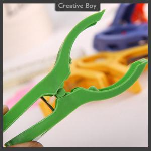 [Creative] 8ps set Hanger Clips Large Plastic Windproof Beach Towel Clothes Pins Spring Clamp Clothespin Powerful Hot New Cheap