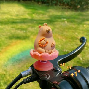 Phụ kiện trang trí đầu xe lò xo chủ đề Capybara mới nhất 2024