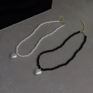Fashion Necklace Jewelry Chic Pearls Beaded Necklace Eye Catching Heart Neckchain Charm
