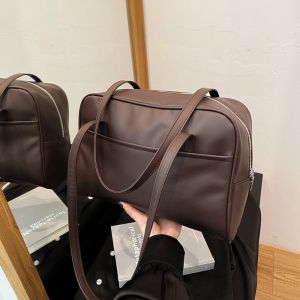 URBAG PU Leather Shoulder Bag Large Capacity with Pendant Crossbody Bags Retro Tote Bag Women