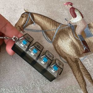 WININ Nút bấm Bàn phím ngón tay 3/4/9 phím Keycap Móc khóa Fidget Giảm căng thẳng Đồ chơi bấm Người lớn