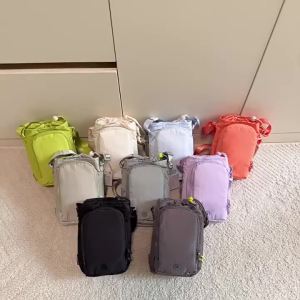 Lulu Crossbody shoulder water bottle bag 2L Mobile phone bag waterproof yoga bag running sports outdoor portable bag womens bag