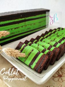 KAKZL HOMEMADE KEK LAPIS SARAWAK LAYERED CAKES COKLAT PEPPERMINT