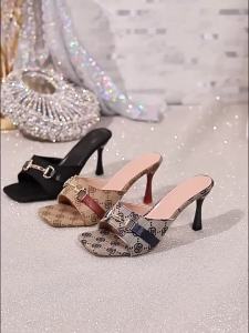 [Free Shipping] Fashionable square-toed open-toe slippers for outdoor wear non-slip low-heel sandals casual and comfortable metal buckle slide sandals