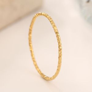 Vòng thép không gỉ có họa tiết sóng mỏng thanh lịch cho phụ nữ thời trang và bền