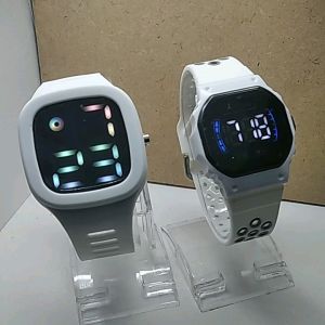 PROMO BUY 1 GET 1 FREE / 2 buah jam tangan best seller