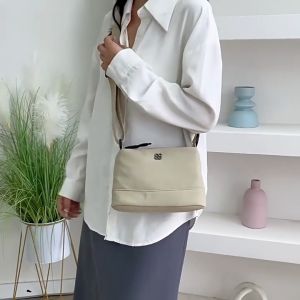 Minimalist Style Crossbody Shoulder Bags Women Waterproof 4 Zipper Ladies Sling Bag for Work Bag