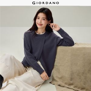 GIORDANO Women Sweaters Buttoned Slit Hem Sweaters Crewneck Fashionable Casual Relaxed Fit Sweaters 13356629