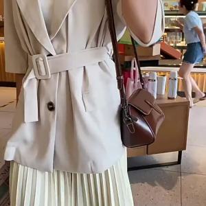 Factory wholesale cross-border new oil wax cowhide shell womens bag super popular and high-end single shoulder crossbody small bag