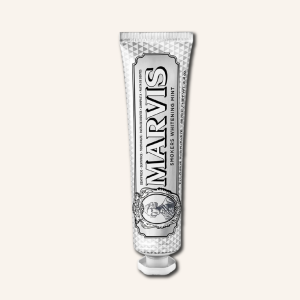 Kem Đánh Răng Ý Marvis Smokers Whitening Mint - Hương Bạc Hà Loại Bỏ Mảng Bám Cừng Đầu Hơi Thở Thơm Mát