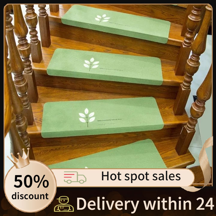 【Ready Stock】Fiveleaf Grass Selfadhesive Luminous Nonslip Stair