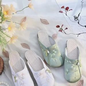Summer Satin Embroidered Half-Slip Flat Home And Outdoor Slippers For Women Ethnic Style Embroidered Shoes
