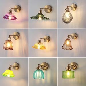 โคมไฟติดผนังกระจกทองเหลืองสไตล์ญี่ปุ่นเร โคมไฟข้างเตียงในห้องนอนที่เรียบง่ายและทันสมัย โคมไฟทางเดิน โคมไฟผนังพื้นหลังสร้างสรรค์สไตล์นอร์ดิก