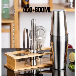 Cocktail shaker with two size shaker and bamboo rack 450/600ML.Shaker koktel dengan shaker dua saiz dan rak buluh 450/600ML.