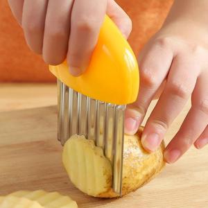 1Pc Stainless Steel Vegetable Crinkle Wavy Chopper Potato French Fry Cutter Creative Vegetable Chopping Knife