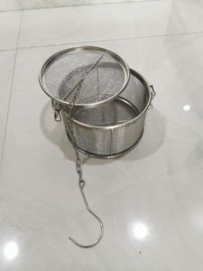 Lọc gia vị lọc gia vị hầm xương làm từ inox loại dày cao cấp nhất có gia cố chịu lực và tăng sức chịu của rọ