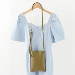 Ielgy nữ phiên bản Hàn Quốc Mori phong cách văn học Túi đeo vai nhỏ giản dị màu trơn cổ điển dọc túi điện thoại di động đơn giản phong cách phương Tây da mềm Vai