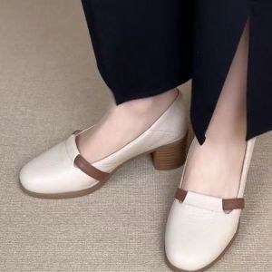 Free Shipping Retro Shallow-Toe WomenS Shoes 2026 Autumn New Collection Soft Leather Slip-On Style Round Toe Chunky Heel Versatile For Work And Everyday Wear Suitable For Mothers