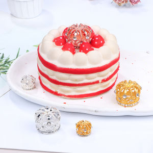 YAFEN Dollhouse Miniature Bronze Mini Metal Alloy Crown Models Dolls Toys